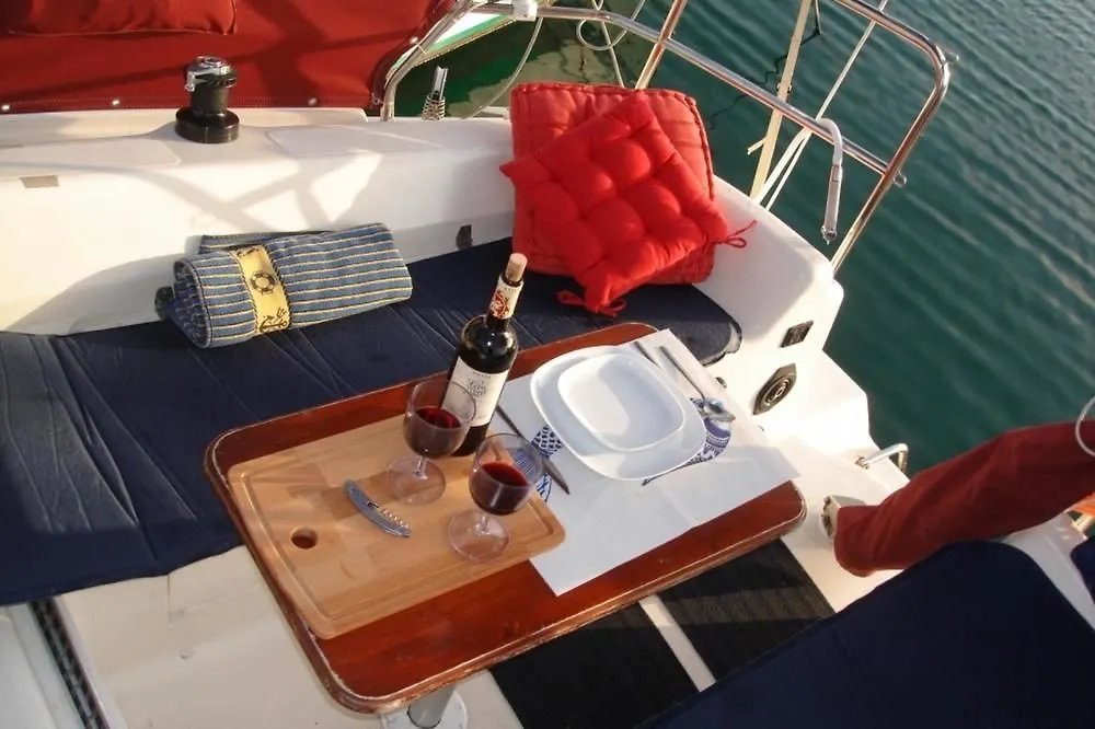 Live A Nautical-Sport Experience Hotel Las Palmas de Gran Canaria Botel